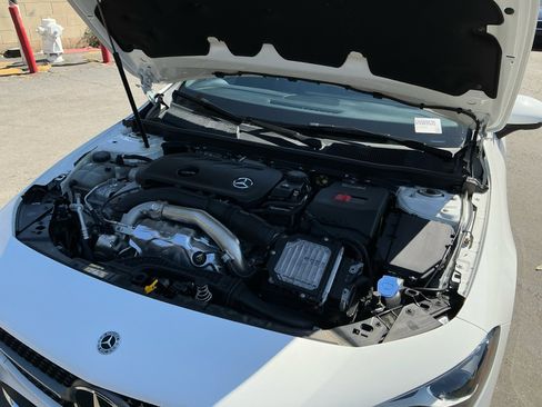 Used 2025 Mercedes-Benz CLA 250 4MATIC Coupe image 23