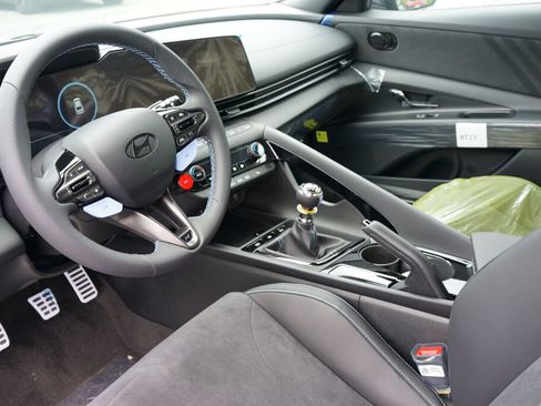New 2025 Hyundai Elantra N image 9