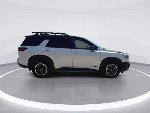 Used 2023 Nissan Pathfinder Rock Creek AWD/4WD image 13