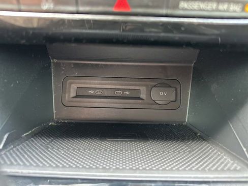 Used 2022 Volkswagen Atlas SE image 33