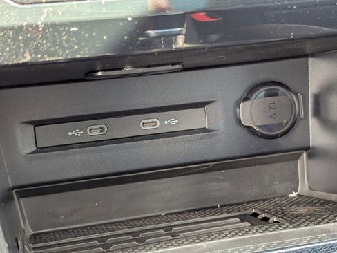 New 2026 Volkswagen Taos SEL image 22