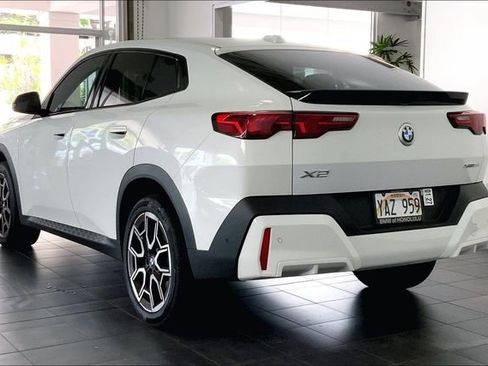 Used 2025 BMW X2 xDrive28i w/ Technology Package AWD/4WD image 5