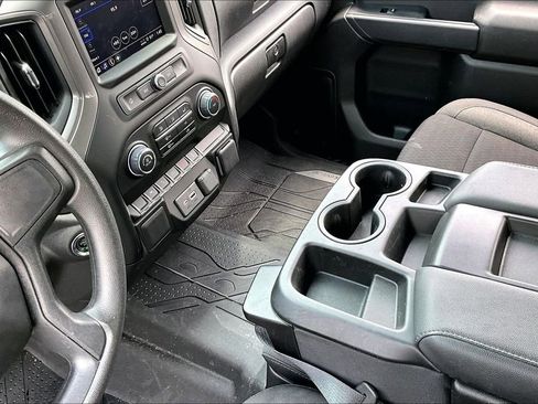 Used 2025 Chevrolet Silverado 1500 Custom AWD/4WD image 17