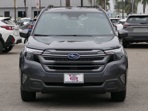 Certified 2025 Subaru Forester Premium image 7