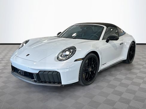 Used 2026 Porsche 911 Targa 4 GTS image 3