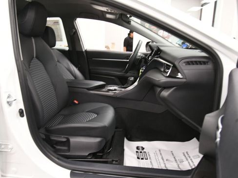 Certified 2023 Toyota Camry SE AWD/4WD image 25
