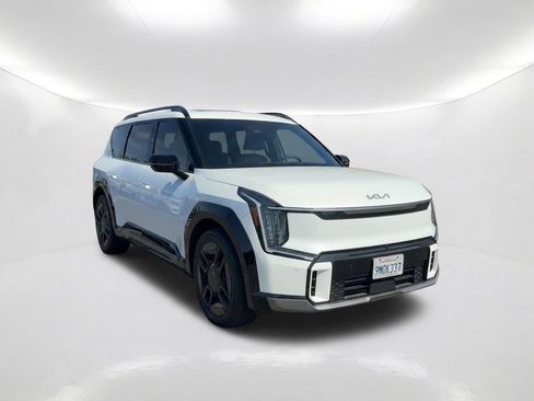 Used 2024 Kia EV9 GT-Line AWD/4WD image 3