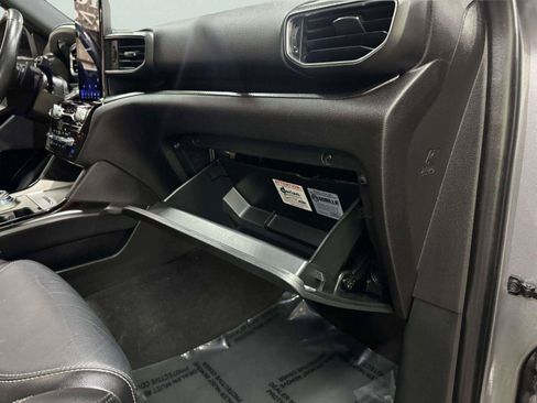 Used 2022 Ford Explorer ST w/ Equipment Group 401A AWD/4WD image 43