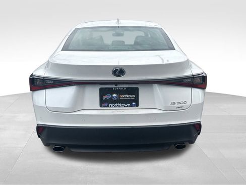 Used 2022 Lexus IS 300 AWD w/ Premium Package image 8