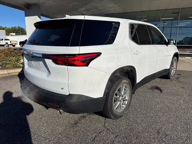 Used 2023 Chevrolet Traverse LT FWD image 4