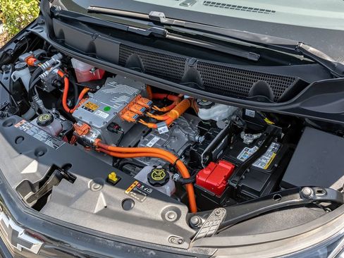 Used 2020 Chevrolet Bolt LT FWD image 13