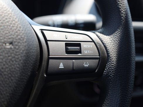 New 2026 Honda HR-V LX image 15