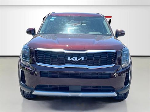 Used 2022 Kia Telluride EX w/ Towing Package image 2