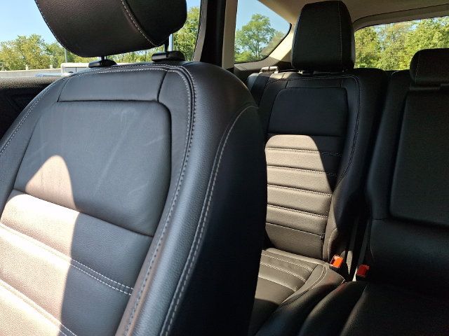 Used 2019 Ford Escape Titanium AWD/4WD image 22
