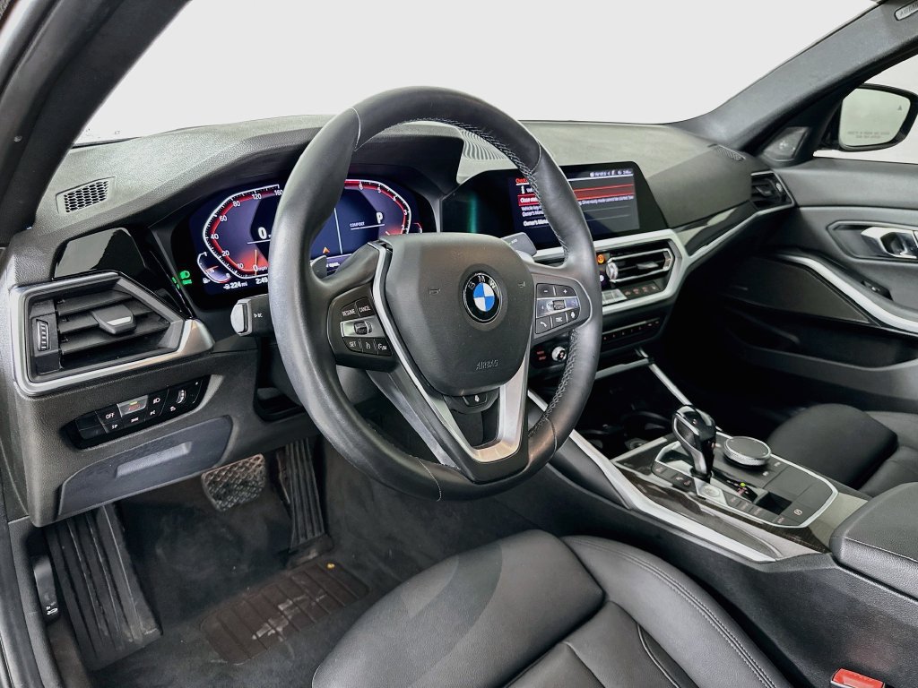 Used 2019 BMW 330i Sedan w/ Premium Package RWD image 9
