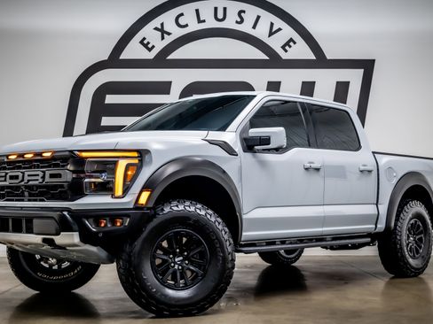 Used 2025 Ford F150 Raptor AWD/4WD image 1