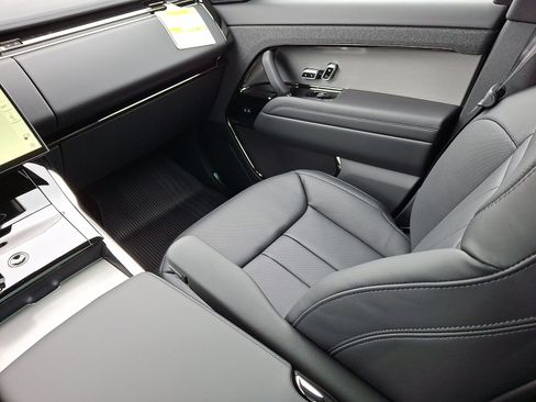New 2026 Land Rover Range Rover Sport SE image 14