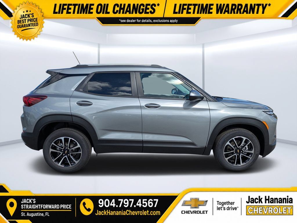 New 2026 Chevrolet TrailBlazer LT w/ Convenience Package AWD/4WD image 2