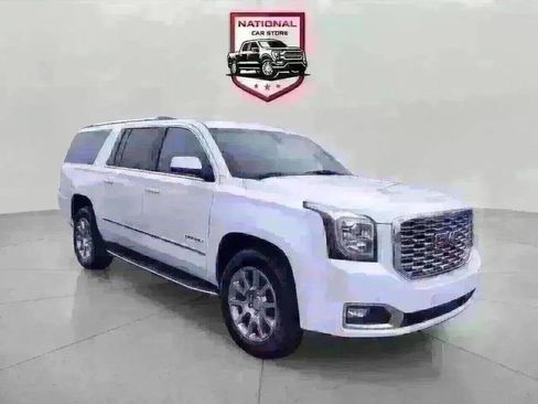 Used 2020 GMC Yukon XL Denali image 30