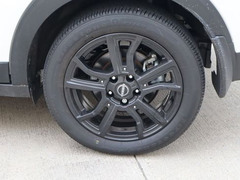 Used 2023 Nissan Kicks SR FWD image 26