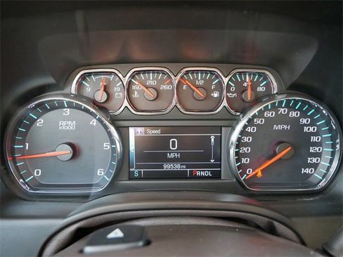 Used 2020 Chevrolet Suburban LT w/ Luxury Package image 27