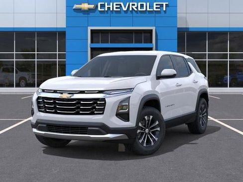 New 2026 Chevrolet Equinox LT image 6