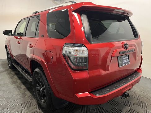 Used 2024 Toyota 4Runner SR5 Premium w/ Moonroof Package image 22