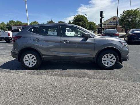 Used 2020 Nissan Rogue Sport S FWD image 8