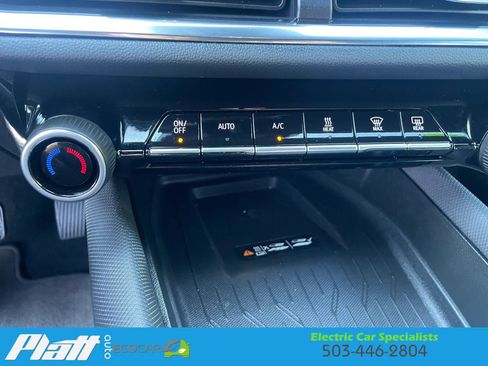 Used 2025 Chevrolet Equinox EV LT FWD image 25