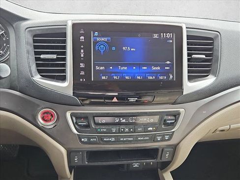 Used 2018 Honda Pilot EX-L image 15