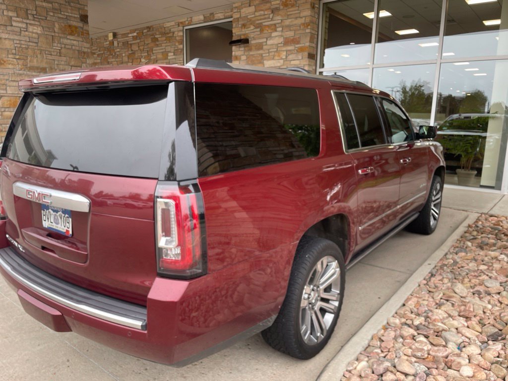 Used 2019 GMC Yukon XL Denali w/ Denali Ultimate Package AWD/4WD image 4