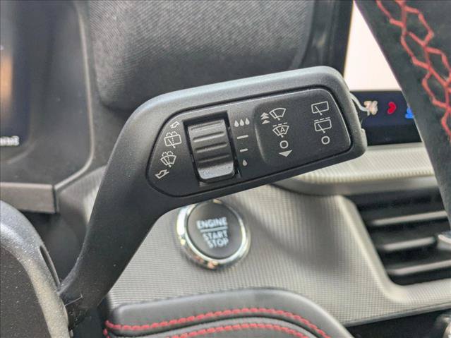 Used 2025 Ford Explorer ST RWD image 7