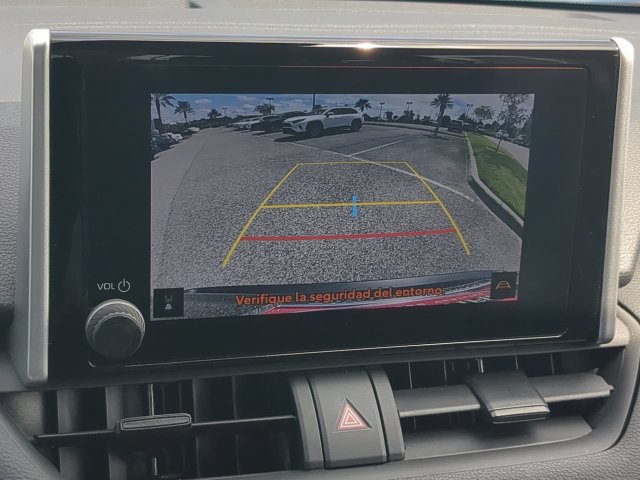 Certified 2024 Toyota RAV4 LE AWD/4WD image 19