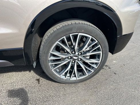 Used 2024 Cadillac XT4 Sport w/ Active Safety Package image 18