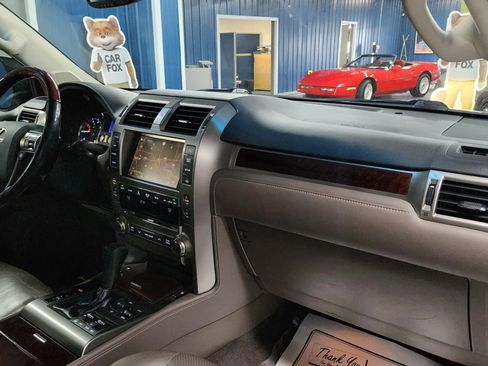 Used 2016 Lexus GX 460 Luxury image 12