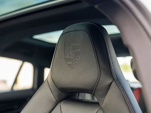 New 2026 Porsche Panamera 4 image 13