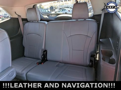 Used 2021 Buick Enclave Essence image 19