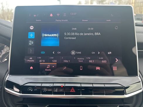 New 2026 Jeep Compass Latitude image 22