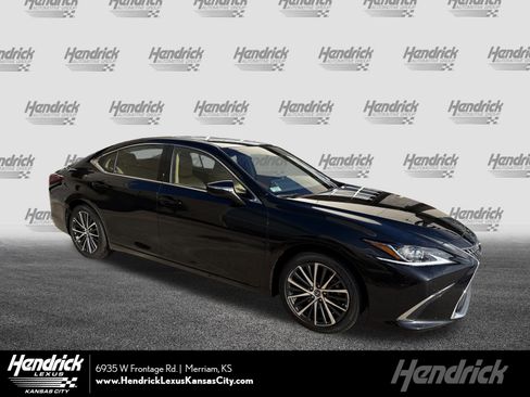Certified 2025 Lexus ES 350 w/ Premium Package image 1