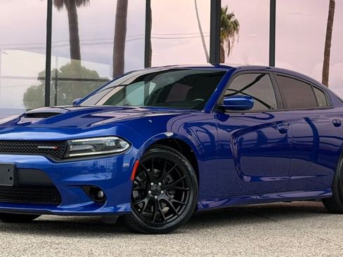 Used 2020 Dodge Charger GT w/ Plus Group RWD image 3