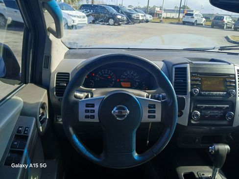 Used 2014 Nissan Xterra S image 25
