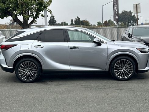 Used 2024 Lexus RX 450h AWD w/ Convenience Package image 3