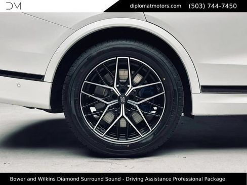 Used 2020 BMW X7 M50i AWD/4WD image 47