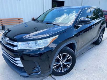 Used 2019 Toyota Highlander LE