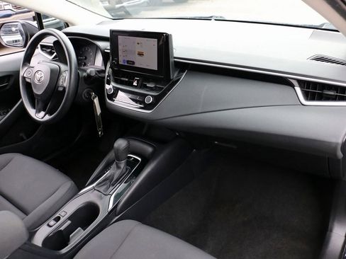 Used 2024 Toyota Corolla LE image 29
