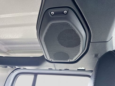 Used 2021 Jeep Wrangler Unlimited Rubicon w/ Uconnect 4C Nav & Sound Group image 35