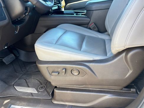 Certified 2025 Chevrolet Tahoe LT w/ Comfort Package image 24