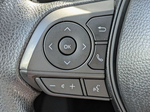 Used 2025 Toyota Corolla LE FWD image 15