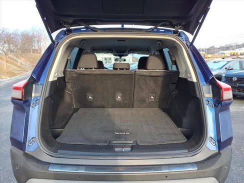 Certified 2023 Nissan Rogue SV image 8