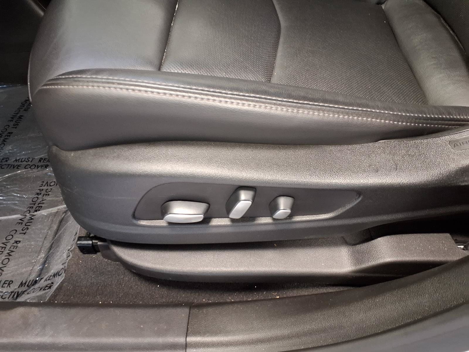 Used 2020 Cadillac XT6 Premium Luxury FWD image 21